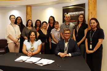 HSN et Nogdawindamin formalisent leur partenariat en signant un protocole d'entente