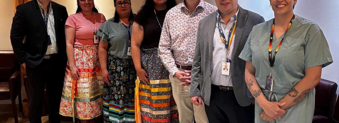 Le ministre Greg Rickford rencontre l'équipe de Santé des Autochtones d’HSN